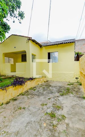 Casa à venda com 275m², 3 quartos e 2 vagasGaragem