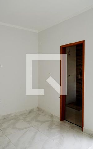 Casa para alugar com 70m², 2 quartos e 1 vagaSuíte