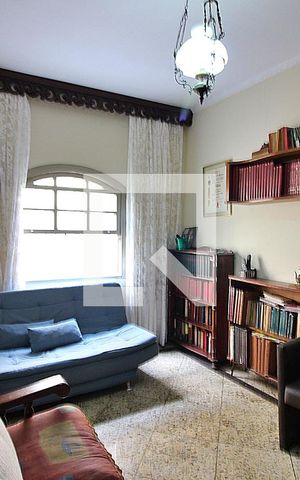 Casa à venda com 350m², 4 quartos e 2 vagasQuarto 3