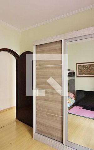 Casa à venda com 350m², 4 quartos e 2 vagasQuarto 2