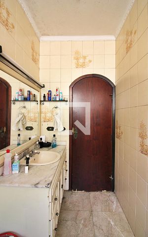 Casa à venda com 350m², 4 quartos e 2 vagasBanheiro Social