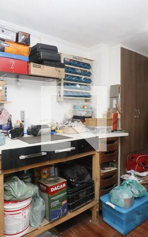Casa à venda com 150m², 3 quartos e 2 vagasQuarto de Serviço