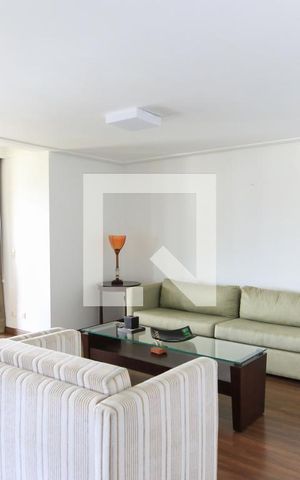 Apartamento para alugar com 203m², 4 quartos e 4 vagasSala