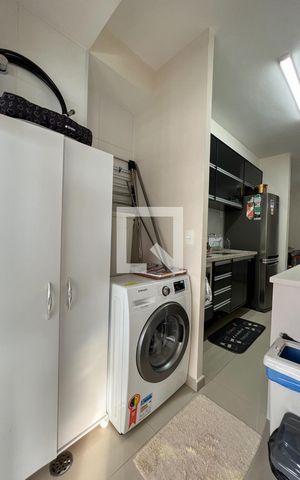 Apartamento à venda com 74m², 2 quartos e 1 vagaÁrea de Serviço
