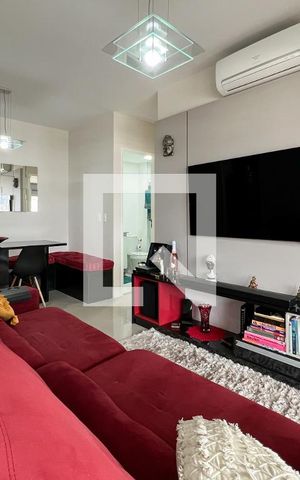 Apartamento à venda com 74m², 2 quartos e 1 vagaSala