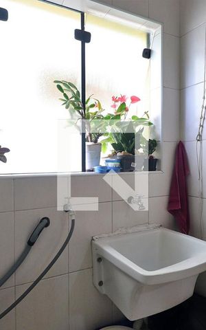 Apartamento à venda com 80m², 3 quartos e 1 vagaÁrea de Serviço