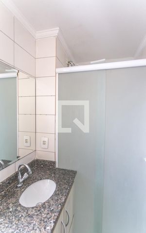 Apartamento para alugar com 58m², 3 quartos e 1 vaga Apartamento para alugar com 58m², 3 quartos e 1 vagaBanheiro social