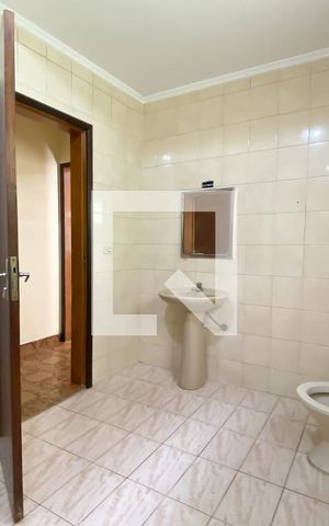 Casa à venda com 65m², 1 quarto e sem vagaBanheiro