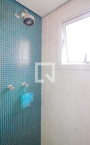 Apartamento à venda com 110m², 3 quartos e 3 vagas Apartamento à venda com 110m², 3 quartos e 3 vagasBanheiro