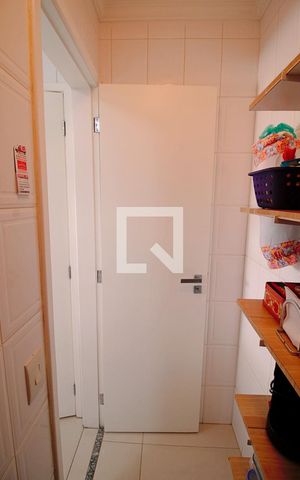 Apartamento à venda com 110m², 3 quartos e 3 vagas Apartamento à venda com 110m², 3 quartos e 3 vagasDespensa