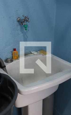 Casa à venda com 165m², 3 quartos e 2 vagasÁrea de Serviço