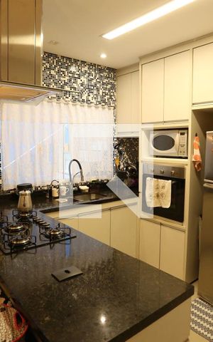 Casa à venda com 165m², 3 quartos e 2 vagasCozinha