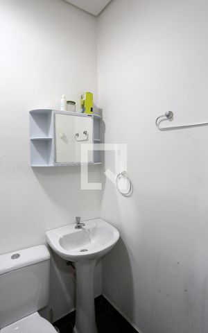 Casa à venda com 165m², 3 quartos e 2 vagasBanheiro