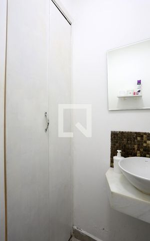 Casa à venda com 165m², 3 quartos e 2 vagasLavabo