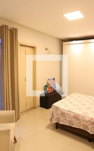 Casa à venda com 165m², 3 quartos e 2 vagasSuíte 1