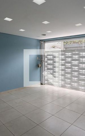 Casa à venda com 165m², 3 quartos e 2 vagasGaragem
