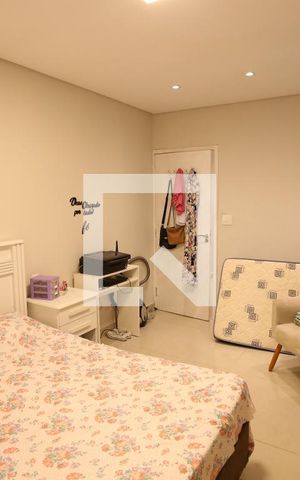 Casa à venda com 165m², 3 quartos e 2 vagasSuíte 1