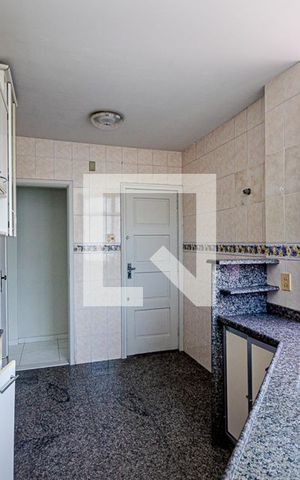Apartamento à venda com 101m², 3 quartos e sem vaga Apartamento à venda com 101m², 3 quartos e sem vagaCozinha