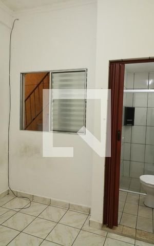 Casa para alugar com 30m², 1 quarto e sem vagaQuarto