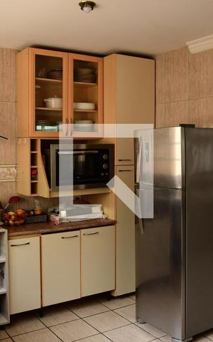 Casa de condomínio para alugar com 379m², 4 quartos e 4 vagasCozinha
