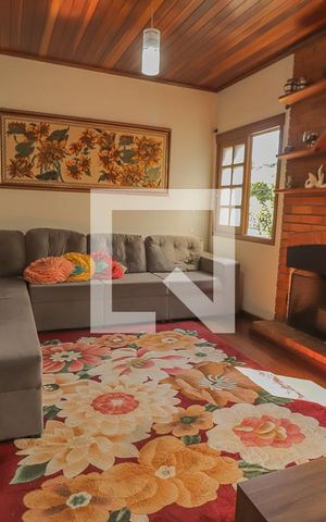 Casa à venda com 132m², 3 quartos e 3 vagasSala