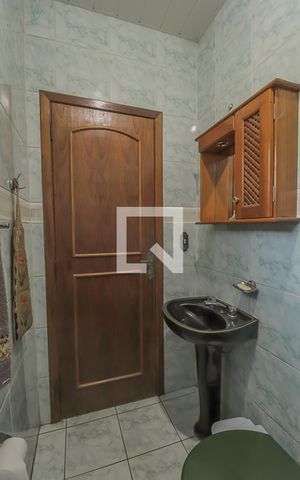Casa à venda com 132m², 3 quartos e 3 vagasBanheiro 2