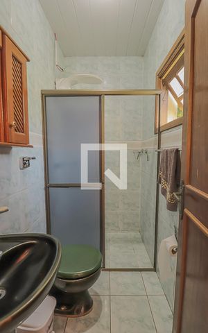 Casa à venda com 132m², 3 quartos e 3 vagasBanheiro 2