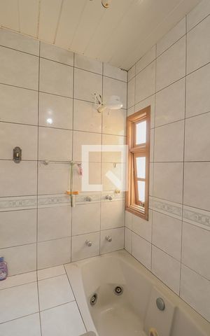 Casa à venda com 132m², 3 quartos e 3 vagasBanheiro