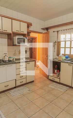 Casa à venda com 132m², 3 quartos e 3 vagasCozinha