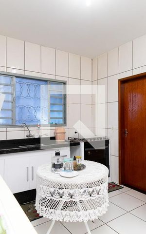 Casa à venda com 140m², 3 quartos e 2 vagasCozinha
