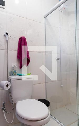 Casa à venda com 140m², 3 quartos e 2 vagasBanheiro 2
