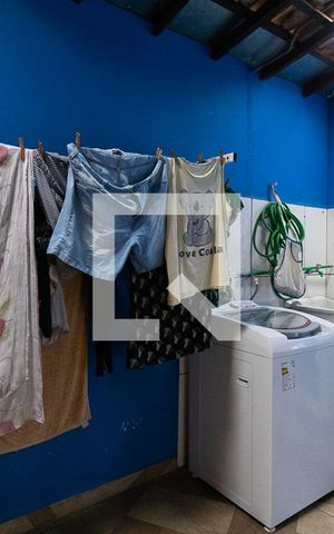 Casa à venda com 140m², 3 quartos e 2 vagasÁrea de Serviço