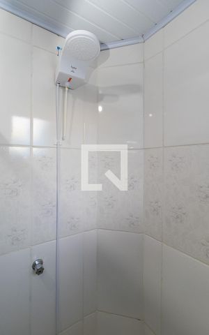 Casa à venda com 140m², 3 quartos e 2 vagasBanheiro 2