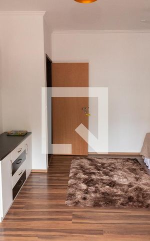 Casa à venda com 155m², 3 quartos e 3 vagas Casa à venda com 155m², 3 quartos e 3 vagasSuíte