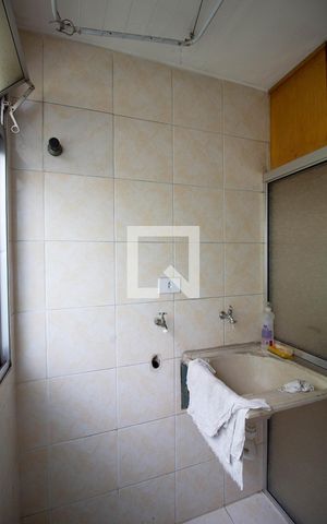 Apartamento à venda com 56m², 3 quartos e 1 vaga Apartamento à venda com 56m², 3 quartos e 1 vagaÁrea de Serviço