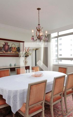 Apartamento à venda com 270m², 3 quartos e 3 vagasSala