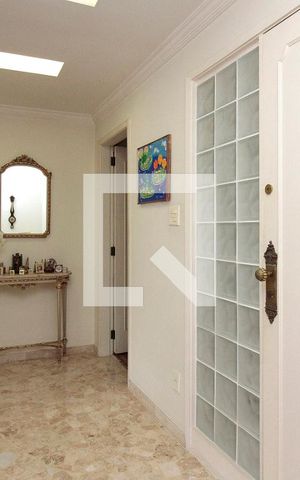 Apartamento à venda com 270m², 3 quartos e 3 vagasHall de entrada