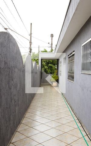 Casa à venda com 310m², 3 quartos e 2 vagas Casa à venda com 310m², 3 quartos e 2 vagasQuintal