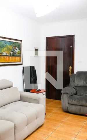 Casa à venda com 310m², 3 quartos e 2 vagas Casa à venda com 310m², 3 quartos e 2 vagasSala
