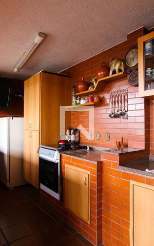 Casa à venda com 310m², 3 quartos e 2 vagas Casa à venda com 310m², 3 quartos e 2 vagasCobertura