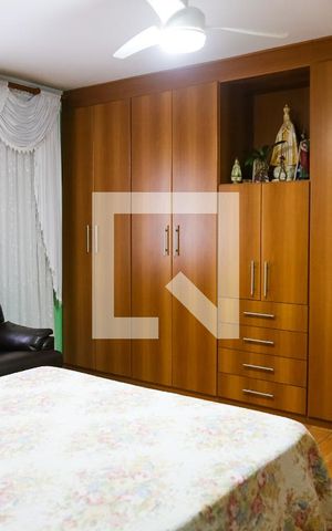 Casa à venda com 310m², 3 quartos e 2 vagas Casa à venda com 310m², 3 quartos e 2 vagasSuite