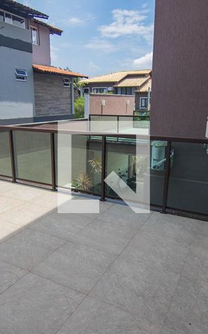 Casa à venda com 683m², 4 quartos e 3 vagasSacada