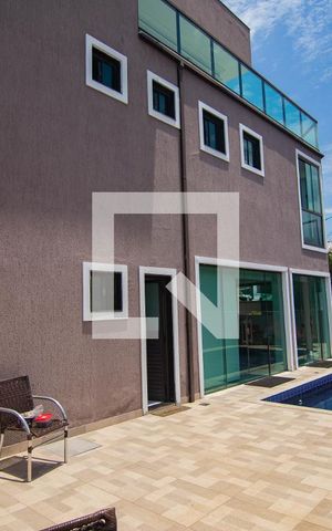 Casa à venda com 683m², 4 quartos e 3 vagasÁrea Externa