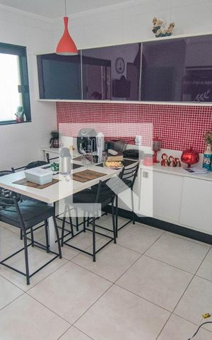 Casa à venda com 683m², 4 quartos e 3 vagasCopa