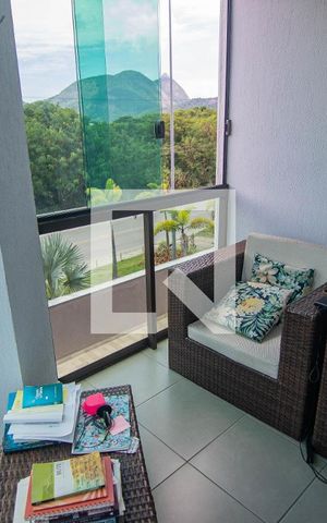 Casa à venda com 683m², 4 quartos e 3 vagasSacada