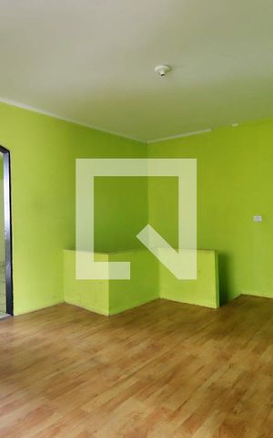 Casa à venda com 300m², 2 quartos e 1 vagaSala