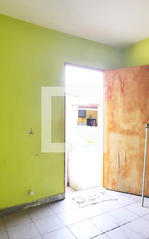 Casa à venda com 300m², 2 quartos e 1 vagaÁrea de Serviço
