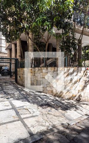 Apartamento à venda com 259m², 3 quartos e 2 vagasFachada
