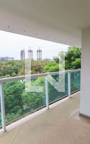 Casa à venda com 999m², 4 quartos e 6 vagasVaranda da Suíte 2