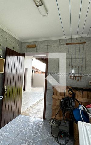 Casa à venda com 150m², 3 quartos e 1 vagaÁrea de Serviço